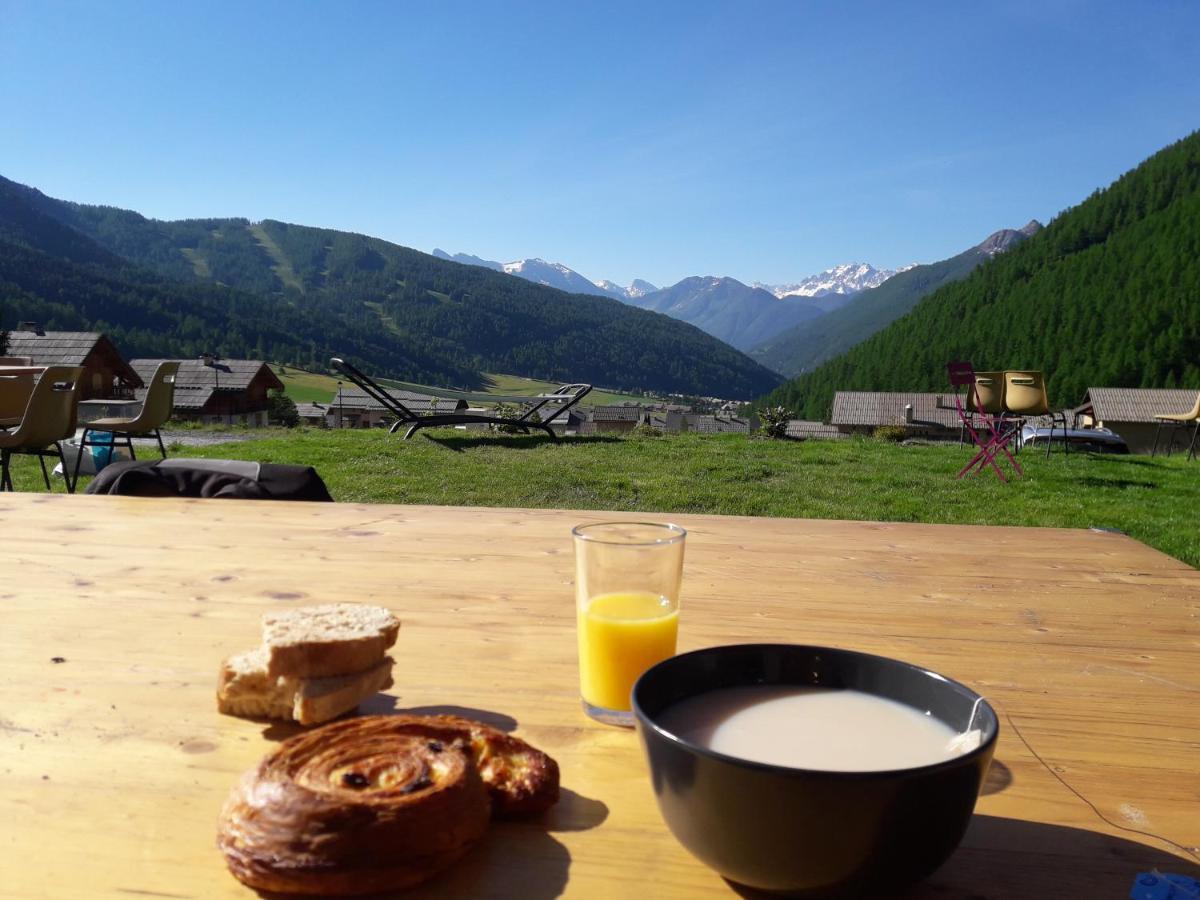 Le Chalet Bazan Арв'є Екстер'єр фото